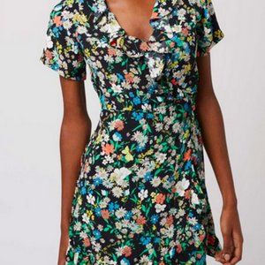 TOPSHOP Floral Print Wrap Dress 4